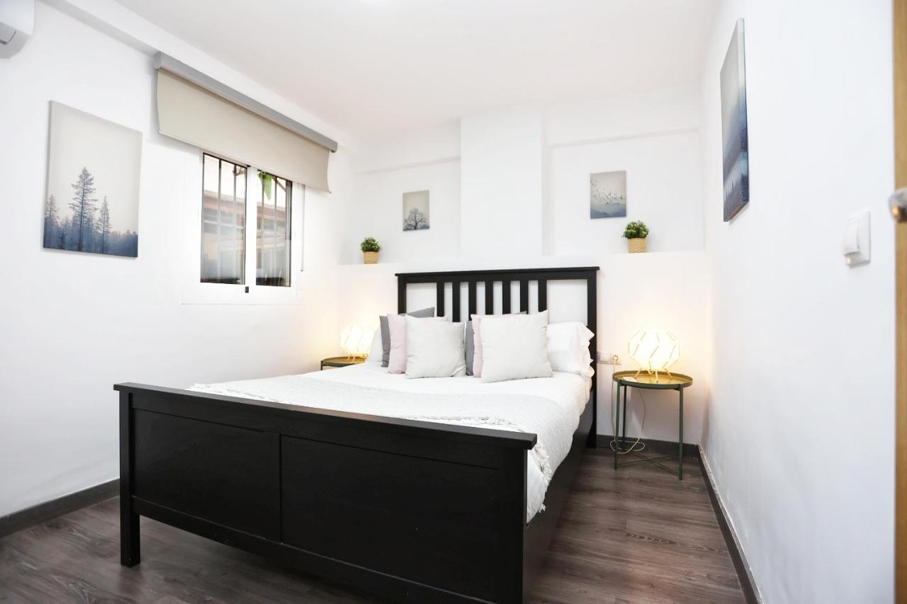 Ferienwohnung Holidays2Malaga Goya - Zona Huelin & 500 Mts De La Playa Exterior foto
