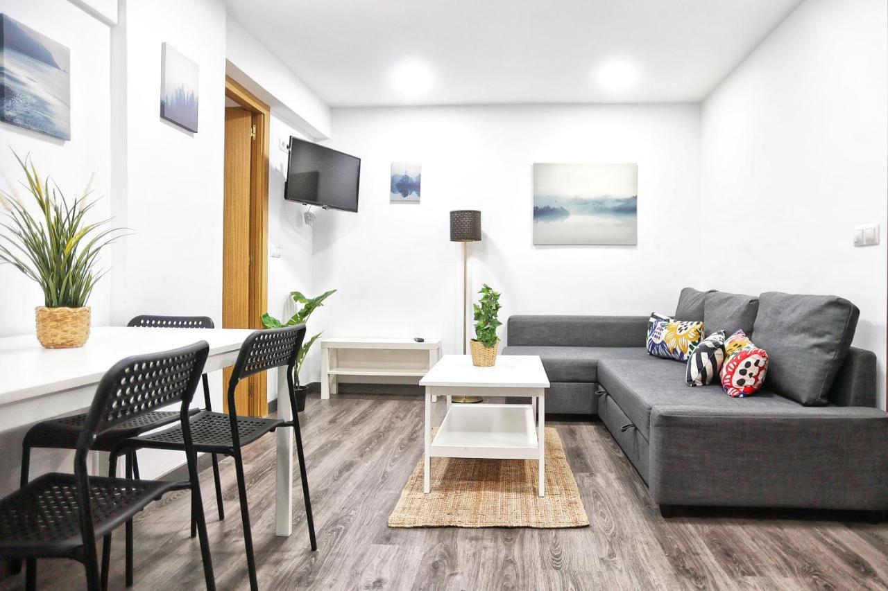 Ferienwohnung Holidays2Malaga Goya - Zona Huelin & 500 Mts De La Playa Exterior foto